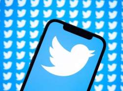 اتحادیه اروپا: توییتر باید بازبین‌های بیشتری استخدام کند