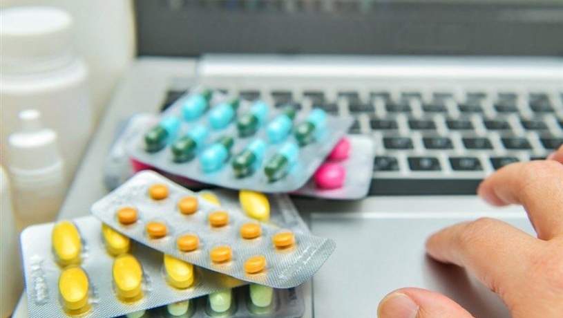 وزارت بهداشت دستورالعمل توزیع دارو بر پایه پلتفرم‌ها را تدوین کند