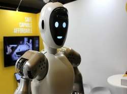 روبات انسان نمای منبع باز برای محققان روباتیک ساخته شد روبات انسان نمای منبع باز برای محققان روباتیک ساخته شد